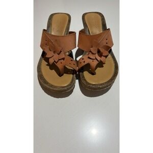 Massimo Caponi Sandals Womens Size 8 Made In Italy ‎ BrownLeather Flower Slides